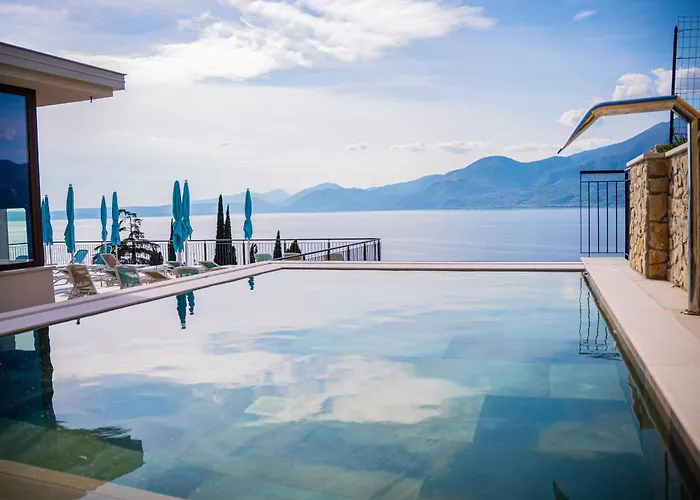 Remo By Galvani 4* Torri Del Benaco